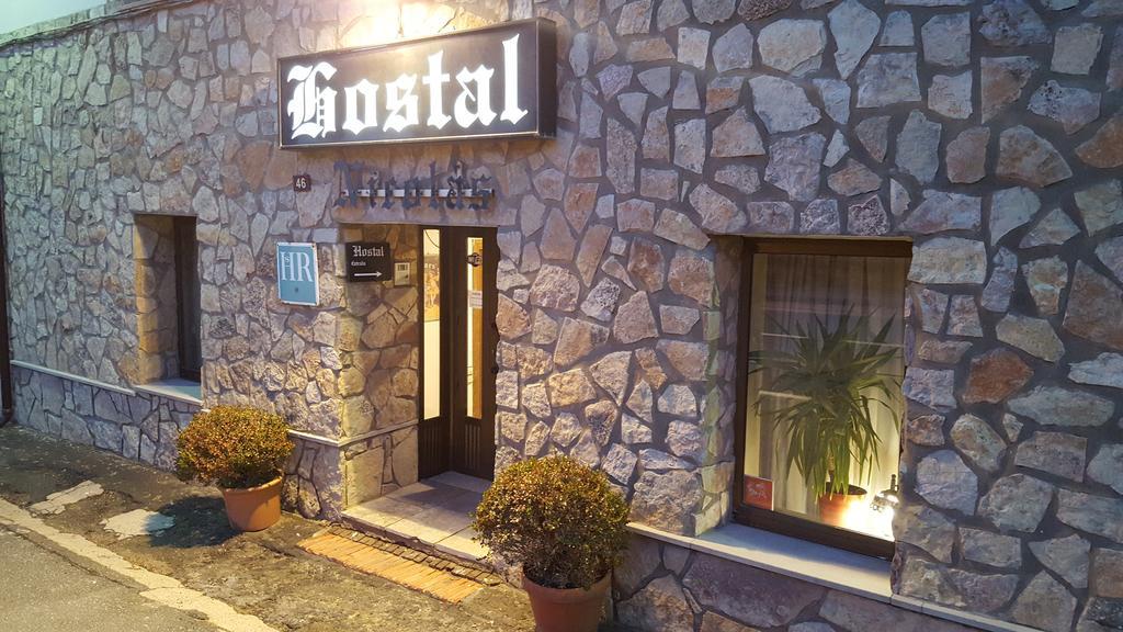 Hostal Nicolas Medinaceli Luaran gambar